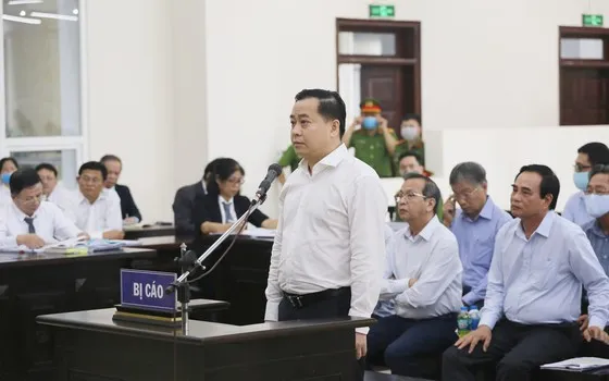 Làm rõ vai trò, hành vi các bị cáo để Phan Văn Anh Vũ mua nhà, đất công sản