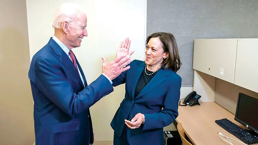 Liên danh của đảng Dân chủ tranh cử Tổng thống Mỹ Joe Biden - Kamala Harris. Ảnh: EPA