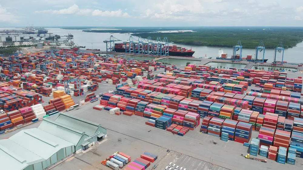 Việt Nam xuất siêu 10 tỷ USD