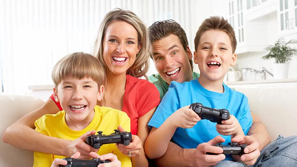 Chơi game kết nối các thành viên trong gia đình
