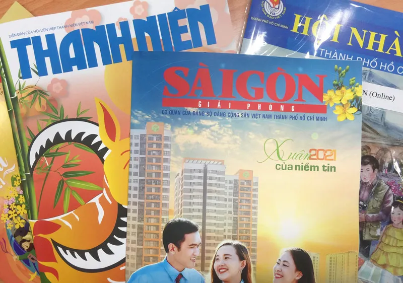 Trao giải Bìa báo Xuân Tân Sửu 2021 và bán báo xuân gây quỹ từ thiện