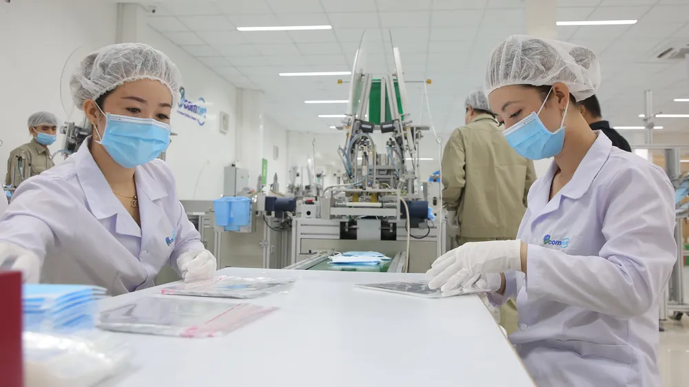 Doanh nghiệp trong nước sản xuất khẩu trang y tế xuất khẩu sang Mỹ