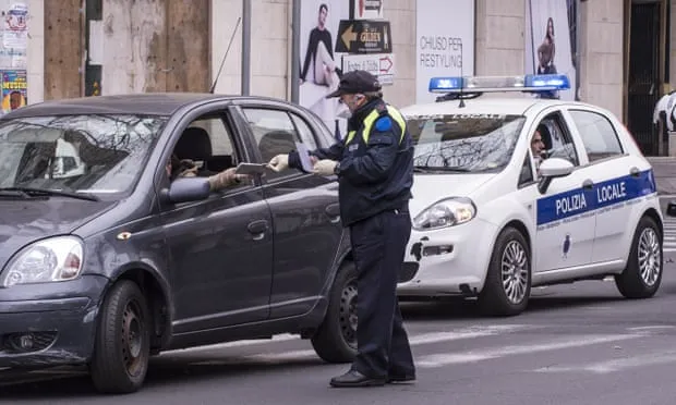 Italy: Triệt phá đường dây rửa tiền lớn