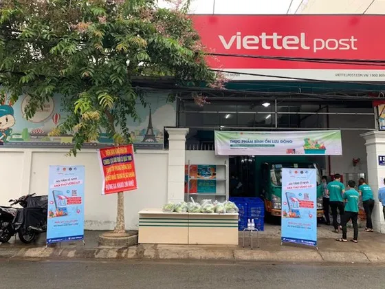 TPHCM: Mở hơn 1.000 điểm cung ứng hàng thiết yếu