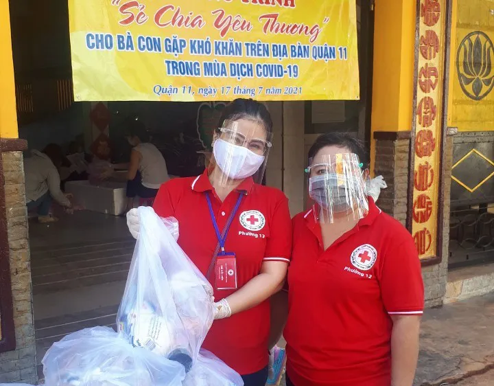 Những đảng viên 213 ở khu dân cư 