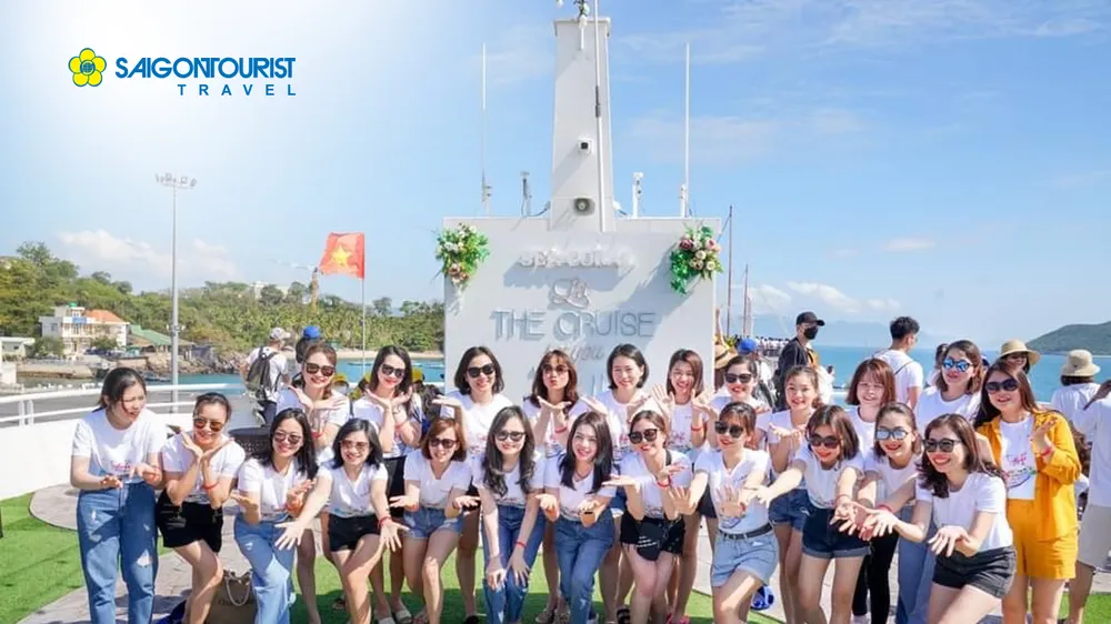 Lữ hành Saigontourist phục vụ hơn 13.000 khách du lịch MICE