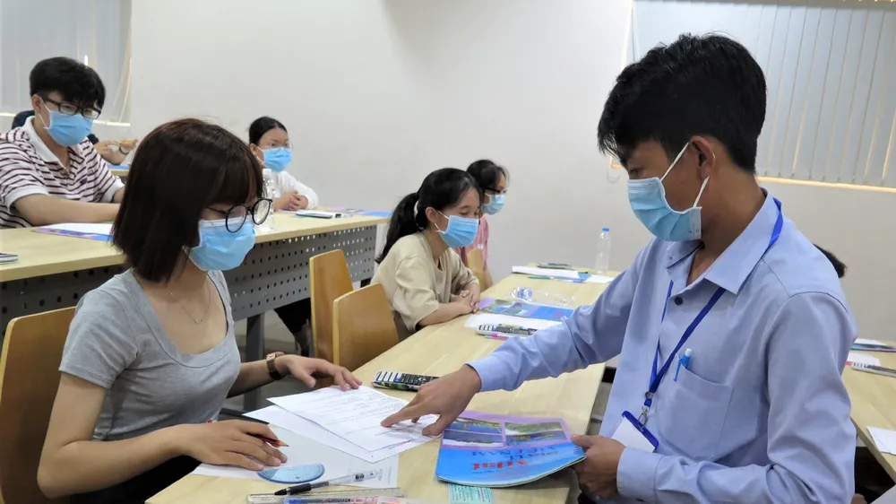 Thí sinh tham dự kỳ thi đánh giá năng lực do ĐH Quốc gia TPHCM tổ chức ngày 27-3-2022
