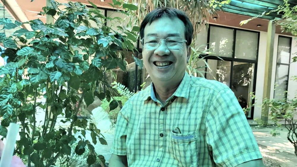 Nhà thơ Trương Nam Hương 