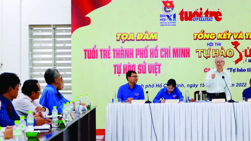 Đồng chí Phạm Chánh Trực phát biểu tại buổi tọa đàm