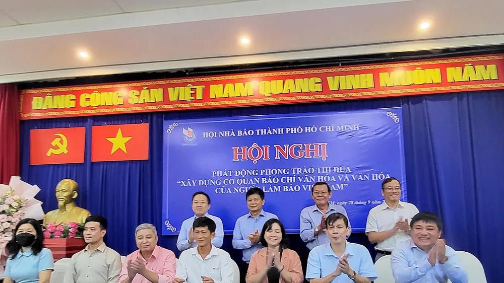 Hội Nhà báo TPHCM thực hiện ký kết triển khai phong trào xây dựng môi trường văn hóa trong cơ quan báo chí
