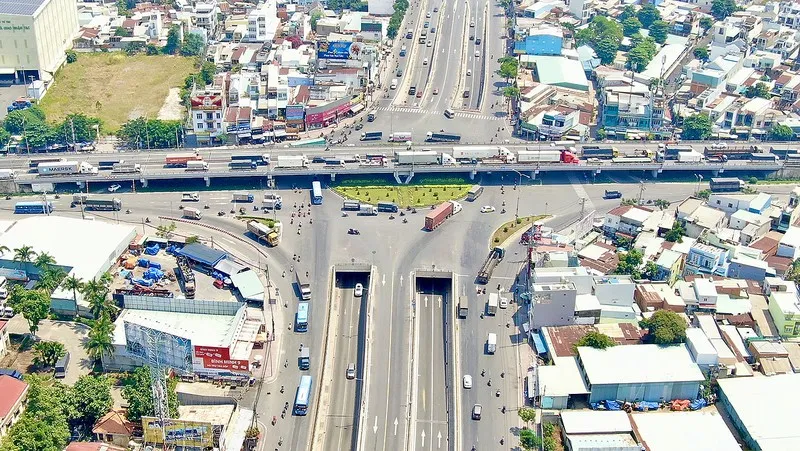Khẩn trương lập quy hoạch các nút giao thông để phân kỳ đầu tư 