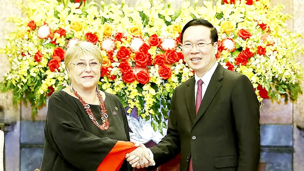 Chủ tịch nước Võ Văn Thưởng tiếp cựu Tổng thống Chile Michelle Bachelet. Ảnh: TTXVN
