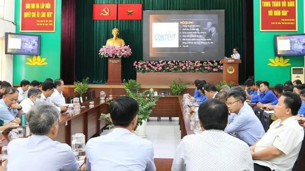Chống từ xa những nguy cơ có thể tác động đến thanh niên