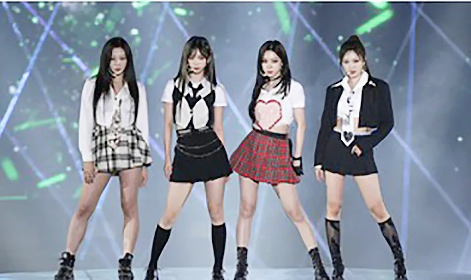 Winter, Karina, Giselle và Ningning của Aespa - ban nhạc nữ mới nhất của SM Entertainment - có 4/8 thành viên là ca sĩ “ảo”