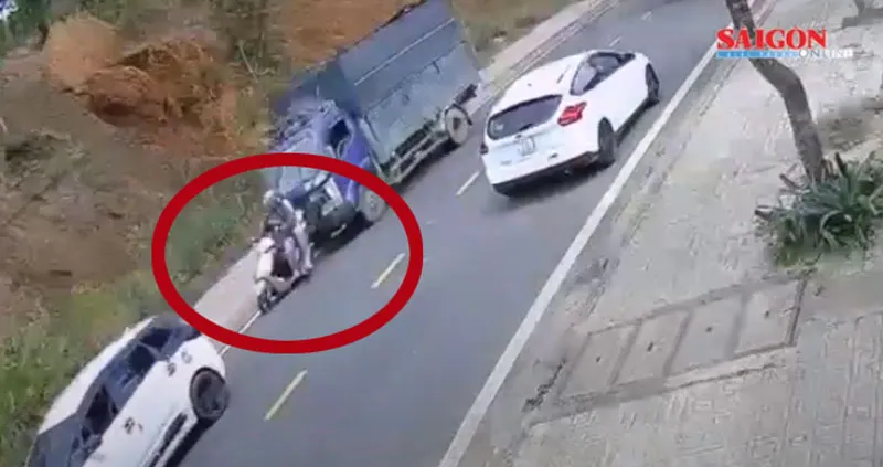 Đà Lạt: Xe tải tông liên tiếp xe máy, ô tô khiến 2 người tử vong