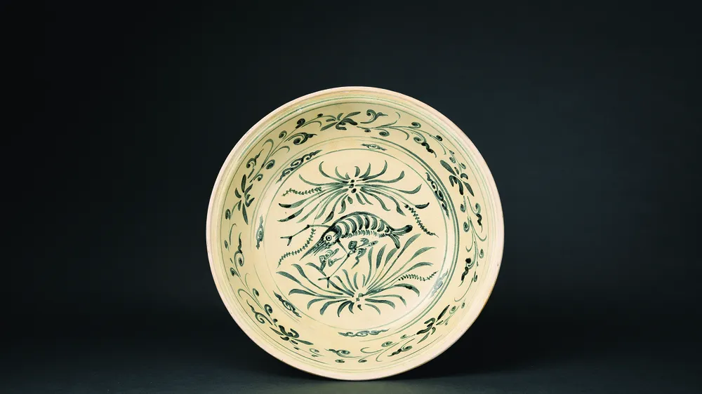Dĩa gốm sứ Chu Đậu, thời Lê - thế kỷ 15