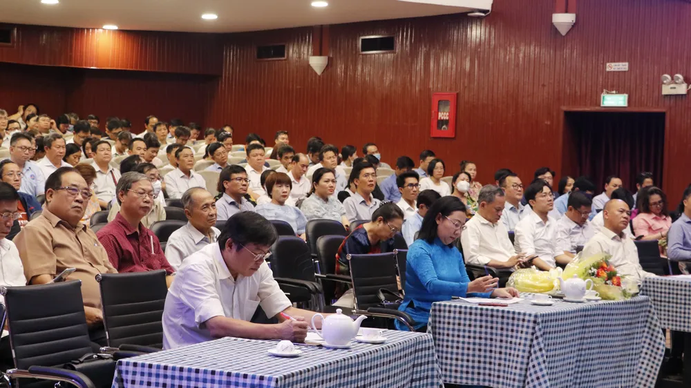 Đảng ủy Khối Dân - Chính - Đảng TPHCM thông tin nhiều vấn đề thời sự quý 3