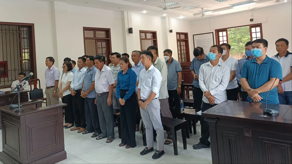 Đồng Nai: 32 bị cáo lãnh án vì tội trốn thuế trong đại án xăng dầu 