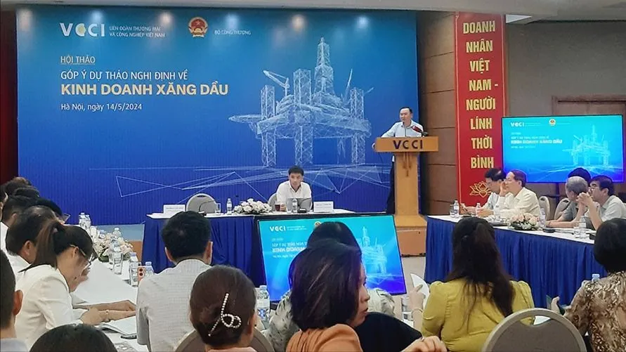 Sửa đổi Nghị định kinh doanh xăng dầu: Cần một "tấm áo mới" phù hợp