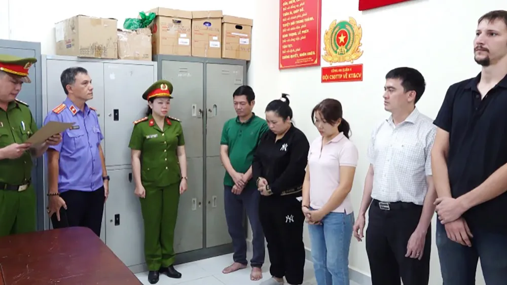 Chặn “tín dụng đen”