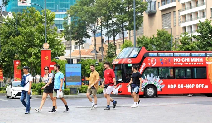 Nhiều tour thú vị cho khách lưu trú ngắn ngày