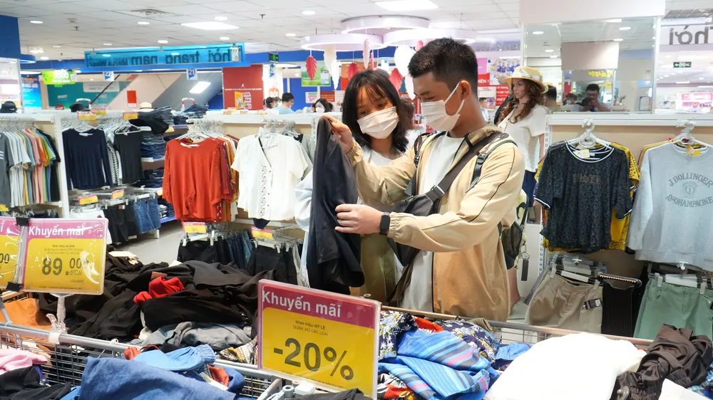 Tăng lương cơ sở: Sớm điều chỉnh thuế thu nhập cá nhân, mức giảm trừ gia cảnh
