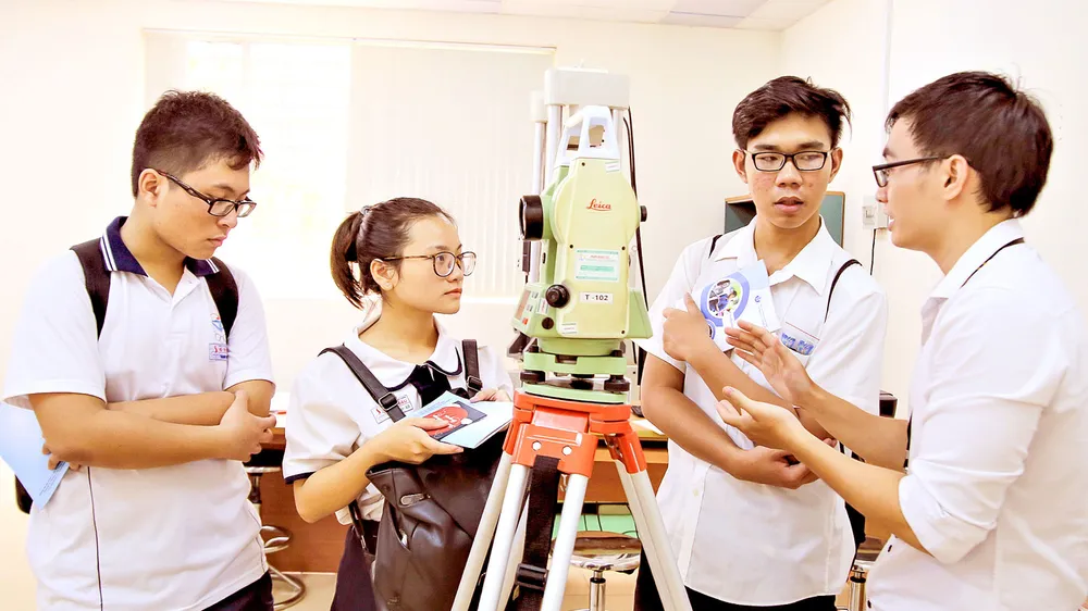 Tuyển sinh đại học năm 2025: Sẵn sàng cho các kỳ thi riêng