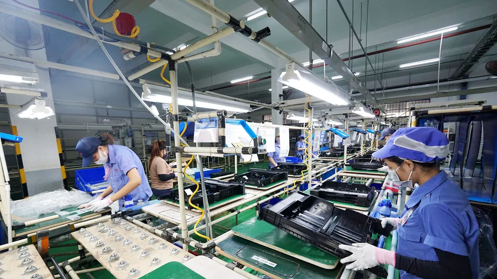 Vị thế hàng Việt tăng, xuất khẩu bứt tốc