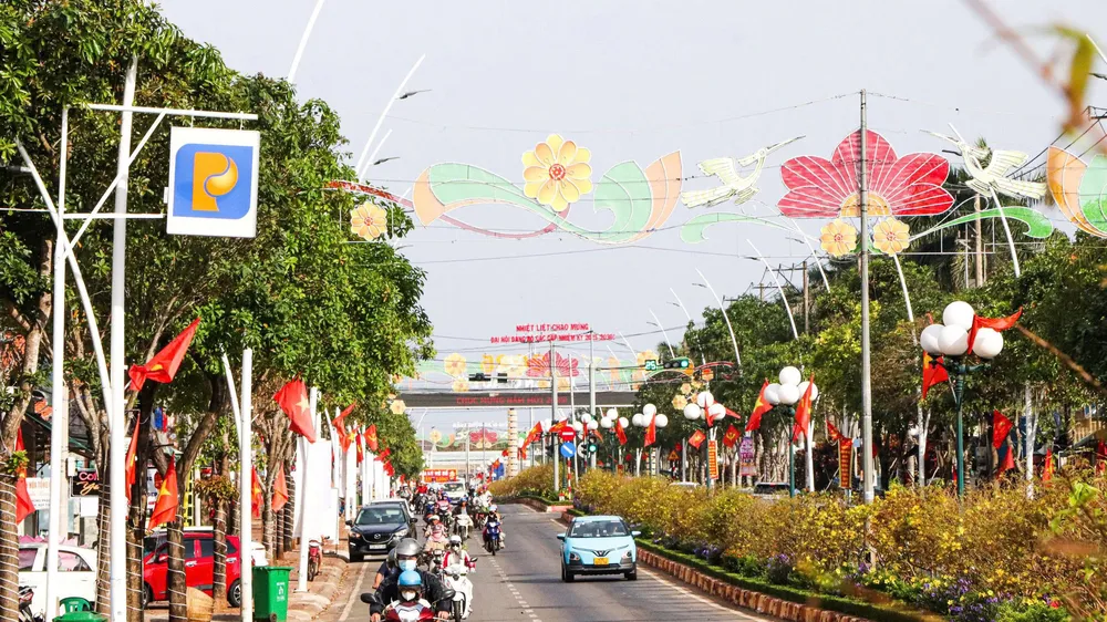 Một góc khu vực trung tâm xã Kim Long. Ảnh: ĐINH HÙNG