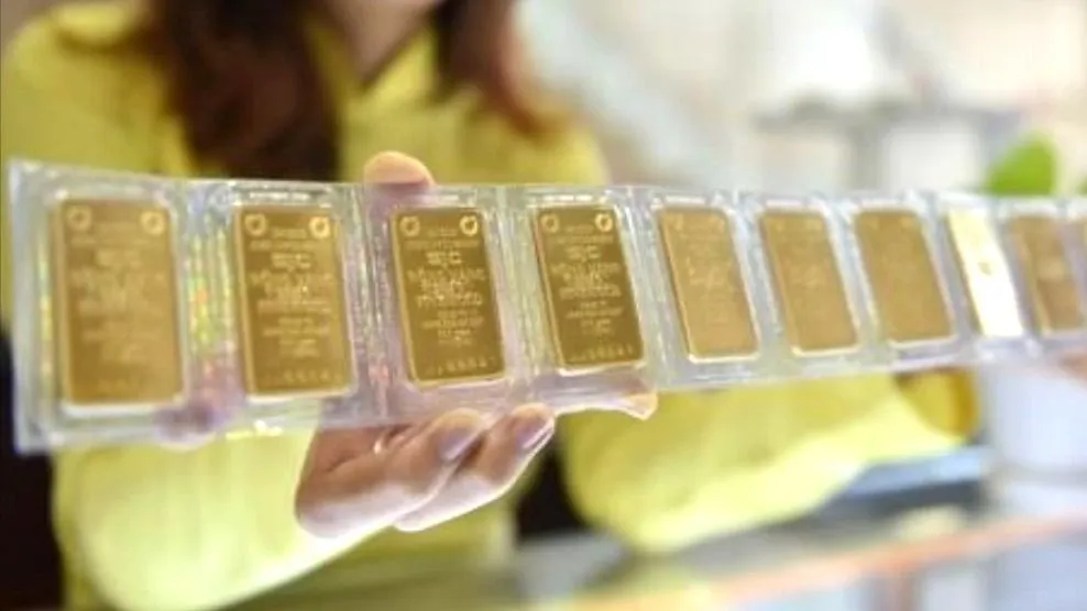 Giá vàng miếng SJC lên 129,6 triệu đồng/lượng