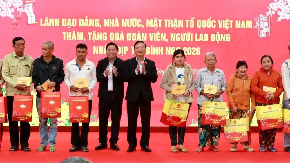 Lãnh đạo Đảng, Nhà nước thăm, tặng quà tết tại Khánh Hòa