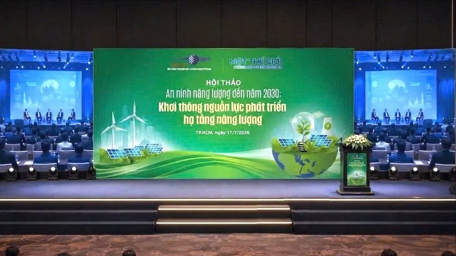 Khơi thông nguồn lực phát triển hạ tầng năng lượng đến năm 2030