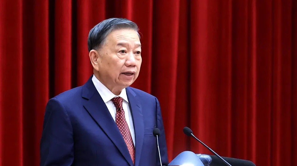 Tổng Bí thư, Chủ tịch nước Tô Lâm phát biểu bế mạc Hội nghị lần thứ 3 Ban Chấp hành Trung ương Đảng khóa XIV, chiều 24-7. Ảnh: ĐOÀN BẮC