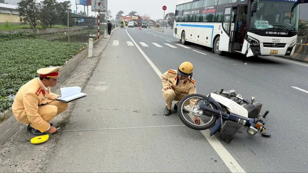 Từ 1-9, Quỹ giảm thiểu thiệt hại tai nạn giao thông đường bộ có hiệu lực và thực hiện hỗ trợ cho những người bị tai nạn giao thông theo các mức độ khác nhau. Ảnh minh họa: CỤC CẢNH SÁT GIAO THÔNG CUNG CẤP