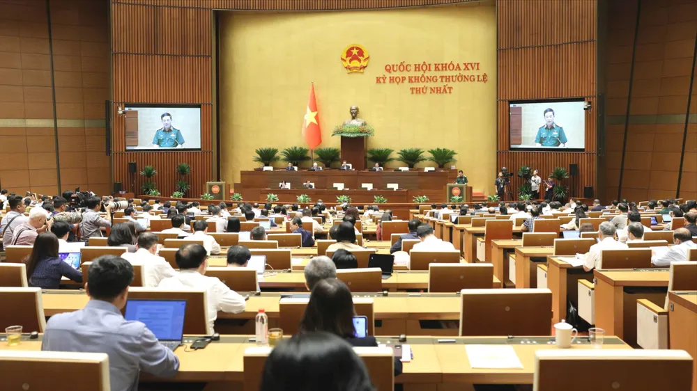 Quang cảnh hội trường Diên Hồng chiều 23-8. Ảnh: QUANG PHÚC 
