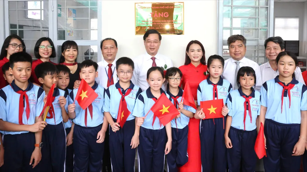 Lãnh đạo TPHCM dự lễ khai giảng năm học 2026-2027