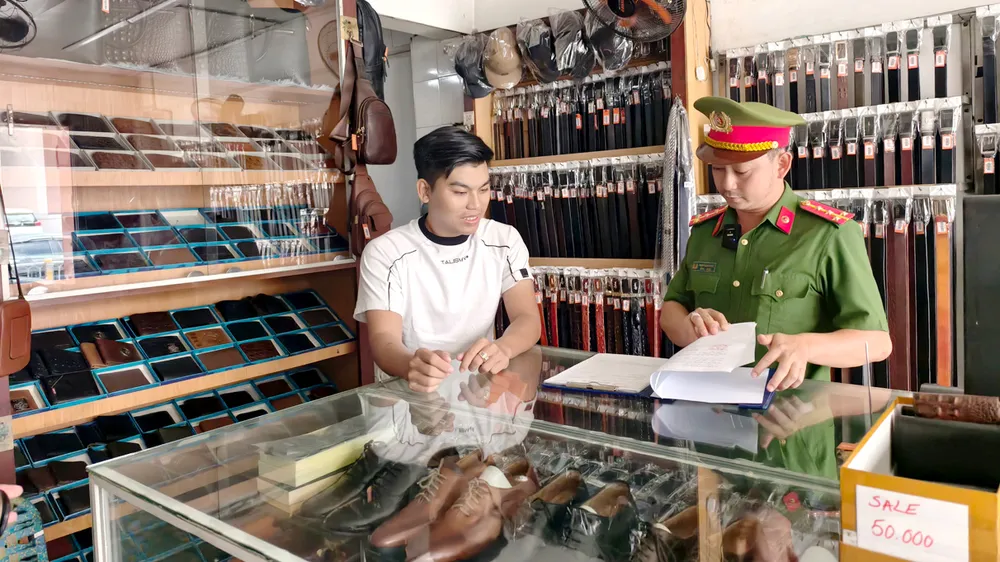 Mở “đường sống” cho nhà trong hẻm nhỏ, đa năng - Bài 4: Xây dựng môi trường sống an toàn dài lâu