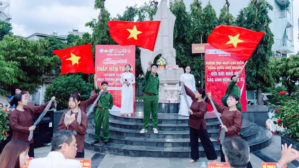 Vang mãi hào khí qua những địa danh