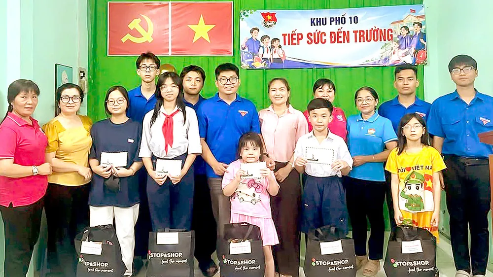 Trẻ hóa đội ngũ tại cơ sở: Phát huy hiệu quả công việc, tạo sức sống ở khu dân cư