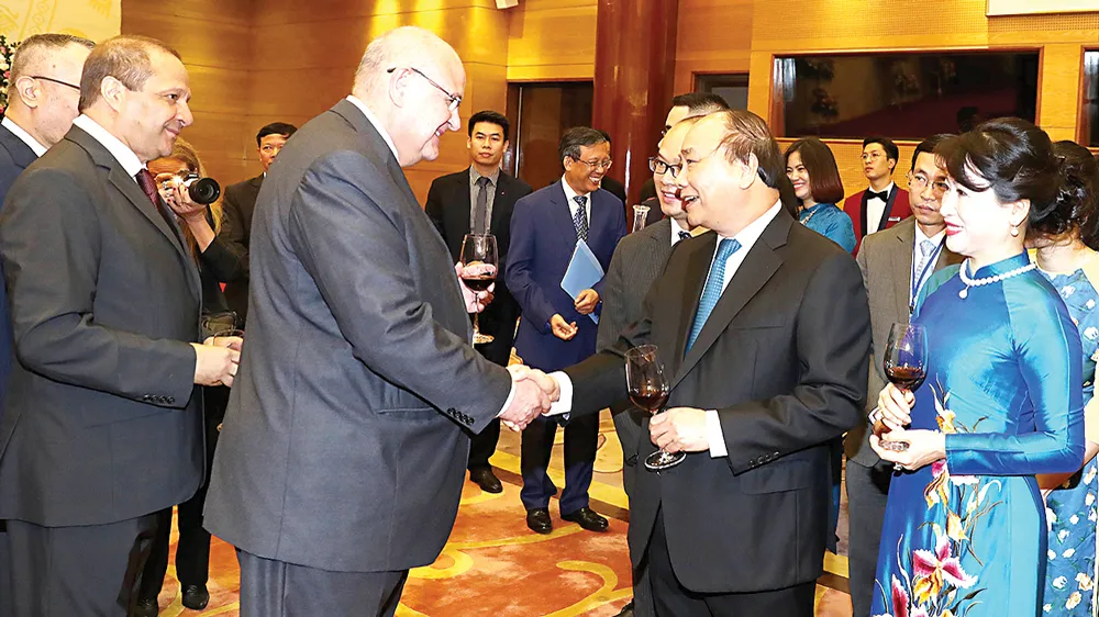 Thủ tướng Nguyễn Xuân Phúc tiếp các vị Đại sứ, Đại biện, Trưởng đại diện các tổ chức quốc tế tại Việt Nam