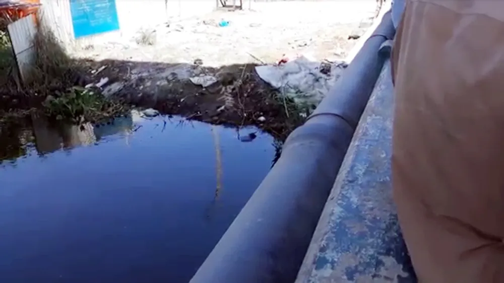 Bỏ chạy tán loạn vì phát hiện thi thể nam giới trôi trên sông Sài Gòn