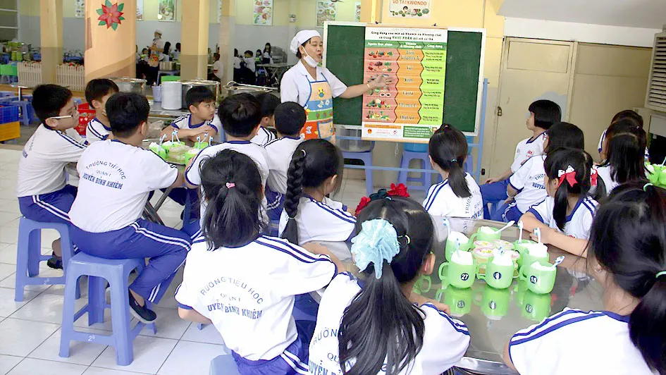 Hấp dẫn bếp ăn bán trú theo mô hình “chuẩn Nhật Bản”