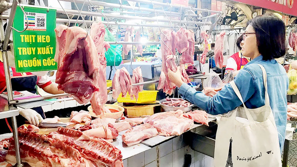Sản phẩm thịt heo kinh doanh tại chợ Bến Thành, quận 1, TPHCM