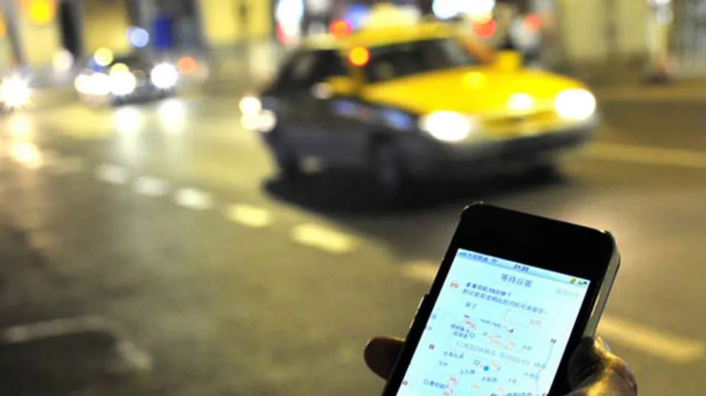 Quảng Châu đẩy mạnh việc giám sát tài xế taxi 