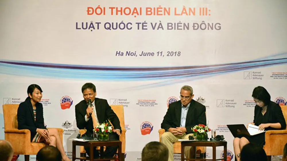 Tranh chấp ở biển Đông phải được giải quyết bằng biện pháp hòa bình theo luật pháp quốc tế