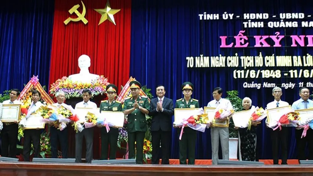 Vinh danh cá nhân, tập thể tiêu biểu trong phong trào thi đua yêu nước