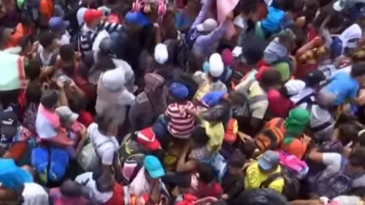 Mexico chấp nhận phụ nữ và trẻ em di cư Honduras