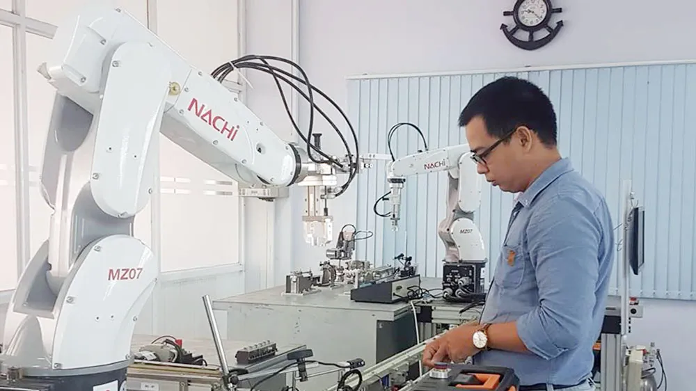 Chuẩn bị gì trước cuộc cách mạng công nghiệp 4.0? - Để người lao động hội nhập với công nghiệp 4.0
