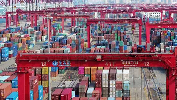 Trung Quốc hạ mục tiêu tăng trưởng