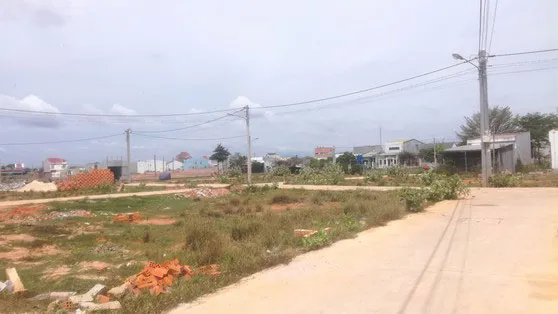 Ông Phạm Văn Quân bị cách hết chức vụ trong Đảng vì để xảy ra sai phạm trong công tác quản lý đất đai tại TP Phan Thiết